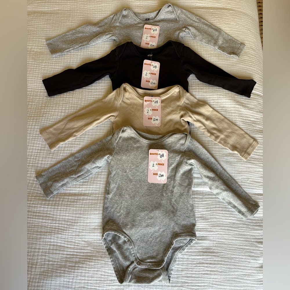 H&M Baby Long Sleeve Onesies (set 4)